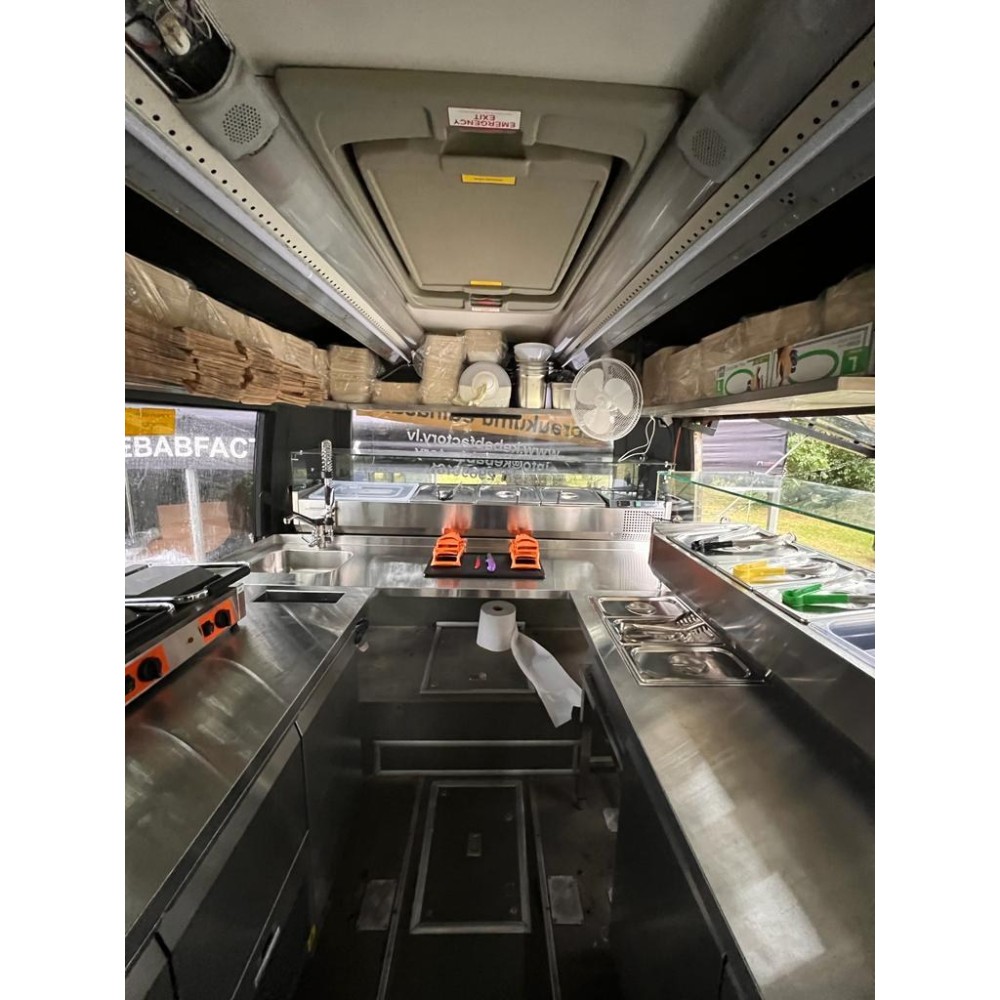 Darba zona Fast -food Bus Darba zona Fast -food Bus