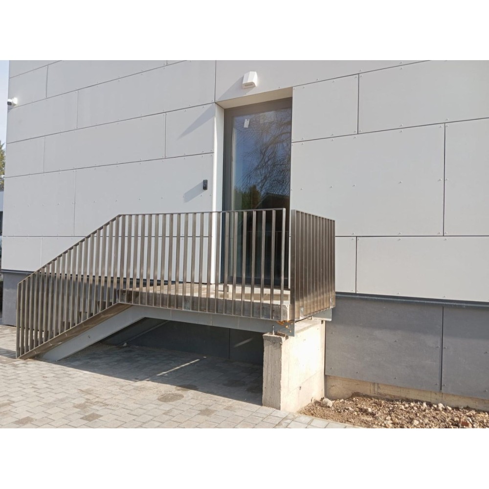 Entrance staircase Entrance staircase