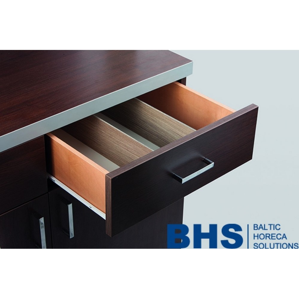 Innovative Waiter Station on Casters Innovative Waiter Station on Casters