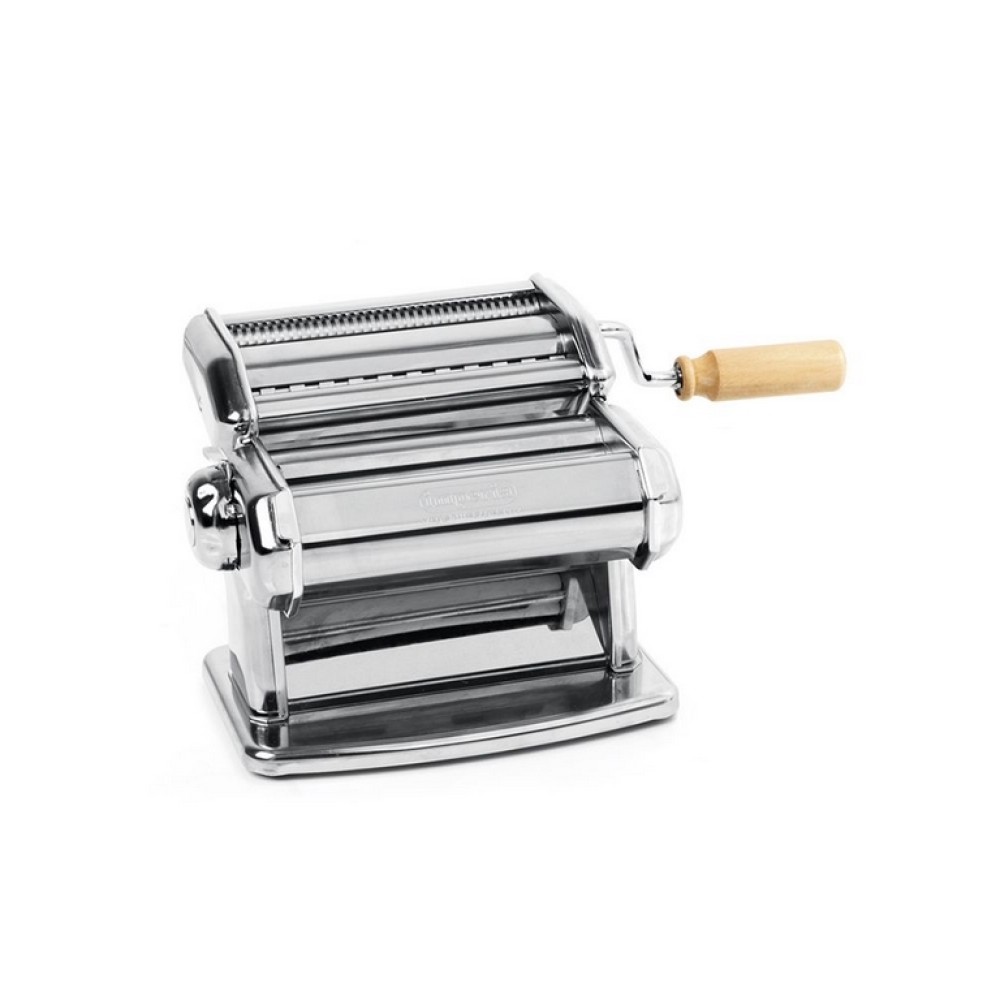 Pasta maker Pasta maker