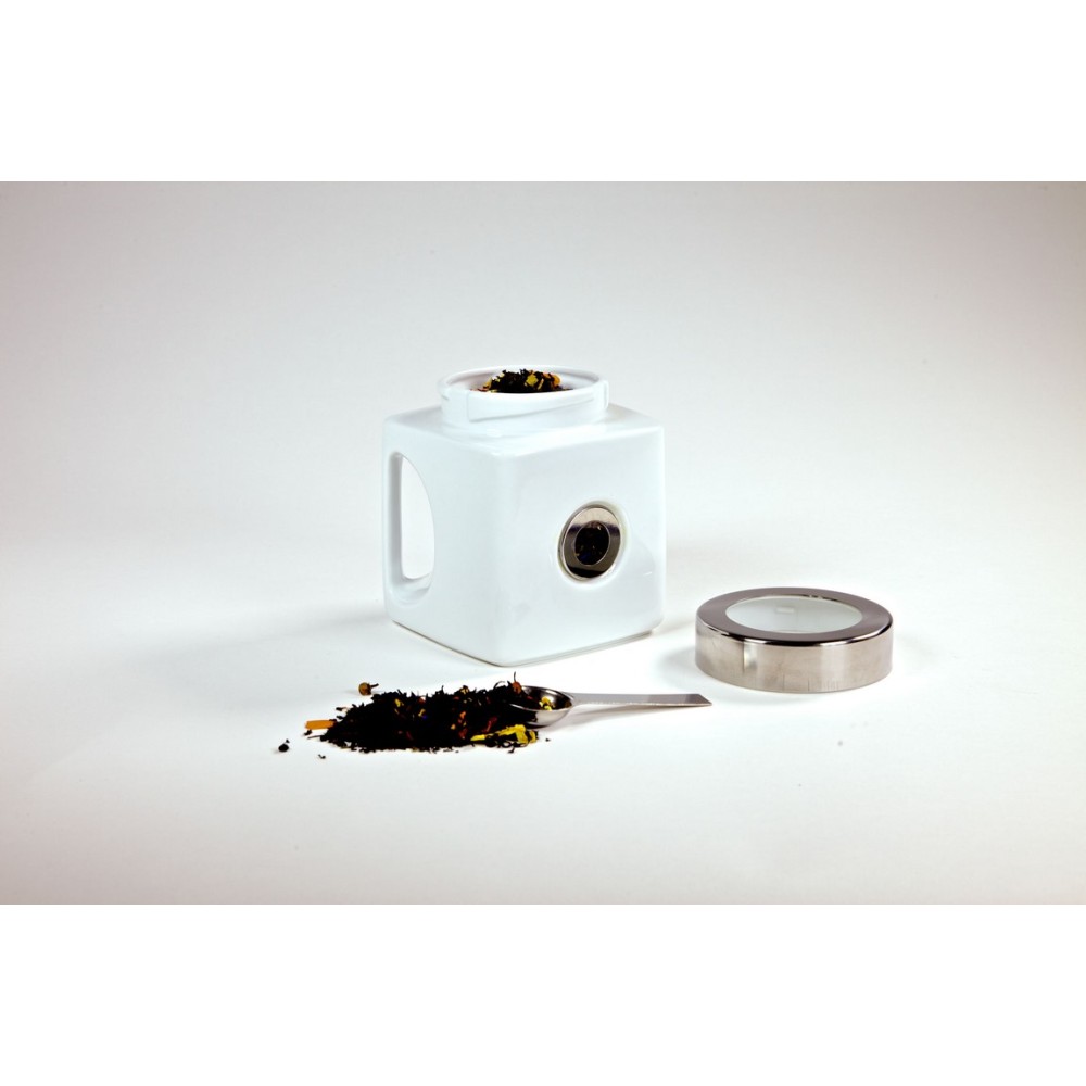 Box for tea with a handle and a spoon 750 g Box for tea with a handle and a spoon 750 g